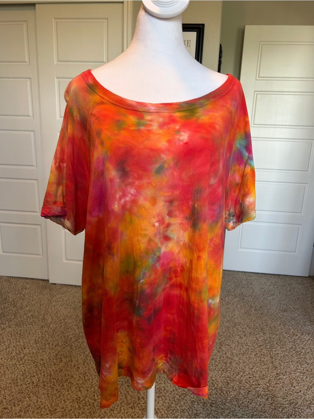 WILDFOX Tie Dye Orange Pink Green Tee Shirt Tunic Women’s Size Small